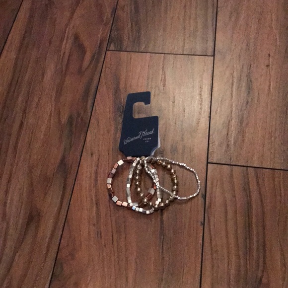 Jewelry bundle - Picture 4 of 7